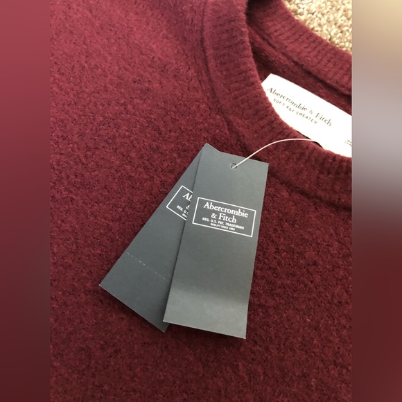 Mens small soft Abercrombie & Fitch A&F sweater, new with tags - Picture 6 of 9